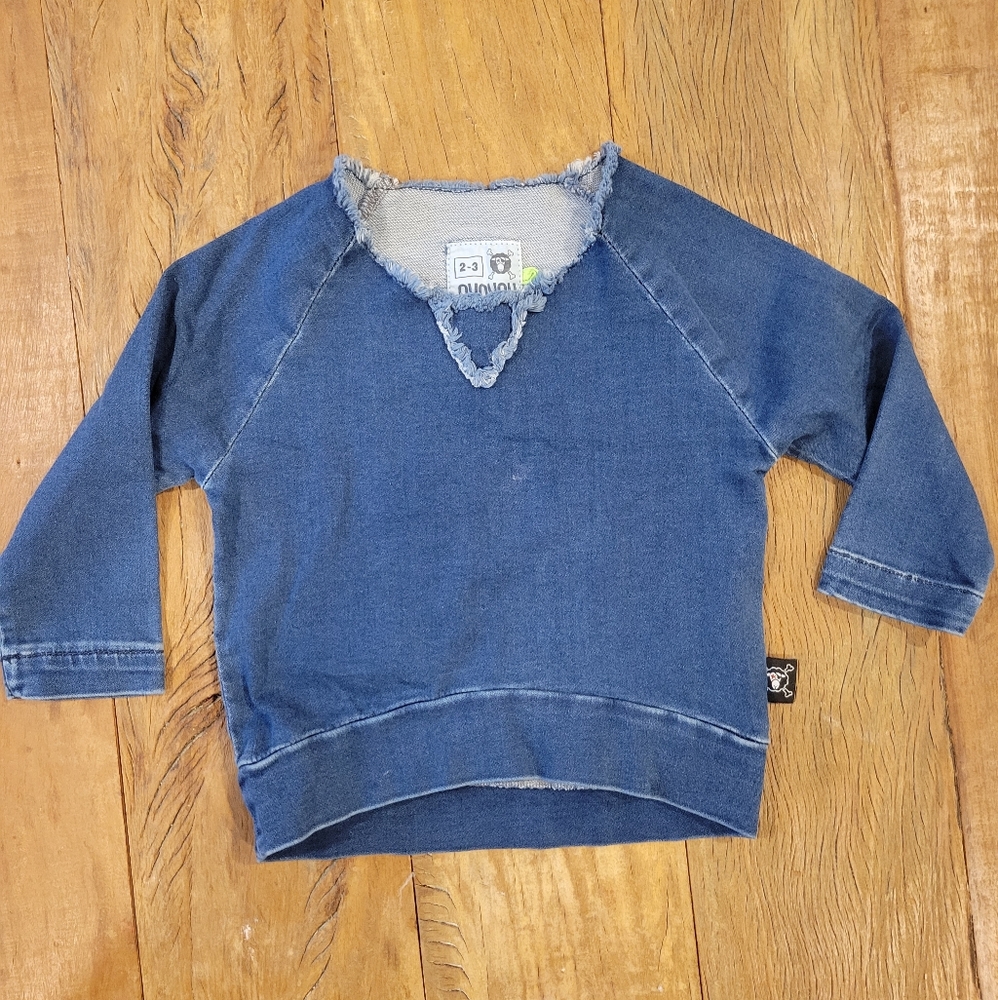 Nununu long sleeve sweatshirt, size 2T-3T